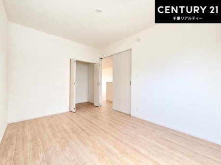 �q������ ���[�͂̂��鋏���ł��B����������������L�X�Ǝg���ċC�������ǂ��ł��I
�L���C�Ȗ��邢�������ŉ߂����̂́A�X�ɂ̂�т�������ł��܂��ˁI