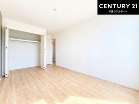 �q������ ���[�͂̂��鋏���ł��B����������������L�X�Ǝg���ċC�������ǂ��ł��I
�L���C�Ȗ��邢�������ŉ߂����̂́A�X�ɂ̂�т�������ł��܂��ˁI