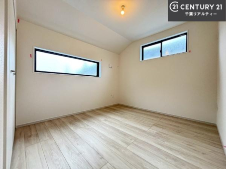 �q������ �|���o�������Ȃ��������́A���q�l�̂������Ƃ��Ă����S�ł��I
���[�X�y�[�X���[�����Ă���̂ŎU�炩�������������T�b�ƕЕt�����܂��I
