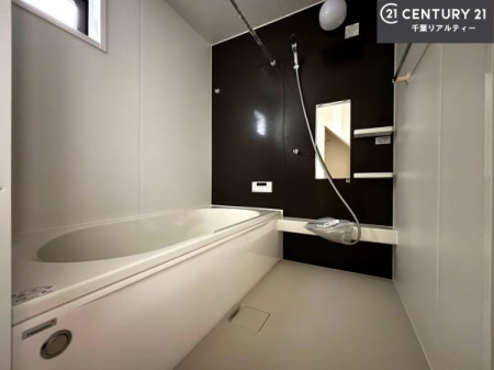 ���� 1���̔�����������Ɩ����Ă���闁���ł��B
�������̑f�G�ȃ����N�[�[�V�����ꏊ�ł��I