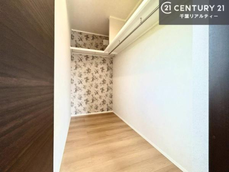 ���[ �E�H�[�N�C���N���[�[�b�g�t���ł��B��������̂��m���Ȃǂ����[���Ă��������ł��ˁI���ɂ���@�������ȂǋG�ߕ��̑傫�ȉƓd�����[�ł��܂��I