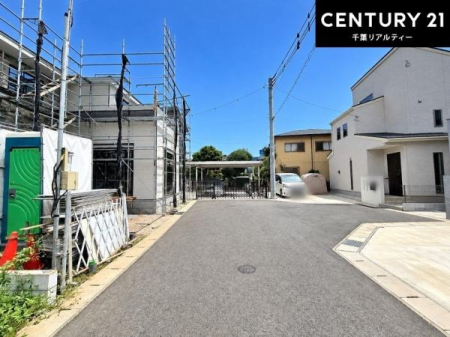 �O�ʓ��H�܂ތ��n�ʐ^ �C�ɂȂ���͂��Ј�x�A���n���������������B�ʐ^�ł͕�����ɂ����Z�܂��̍L����J�����A�g������ȂǁA���ۂɌ��Ă����������ƂŖ��͂���芴���Ă��������܂��B���⍇�����҂����Ă���܂��B