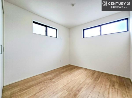 �m�� �V���v���Ƀf�U�C������Ă��邽�߁A�Ƌ��I�т܂���I
���C�ɓ���̉Ƌ��u���Ă��낰���Ԃ���邱�Ƃ��ł��܂��B