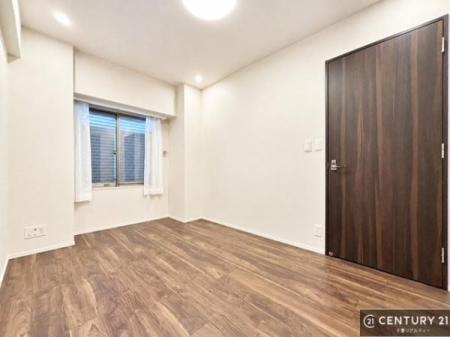 �m�� �V���v���Ƀf�U�C������Ă��邽�߁A�Ƌ��I�т܂���I
���C�ɓ���̉Ƌ��u���Ă��낰���Ԃ���邱�Ƃ��ł��܂��B