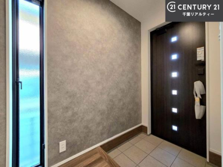 ���� ���ċA���Ă��Ă��A�������܁I�����������Ȃ�A�D�����}������Ă�����ԂɂȂ��Ă��܂��B
���邭��������錺�ւł��I