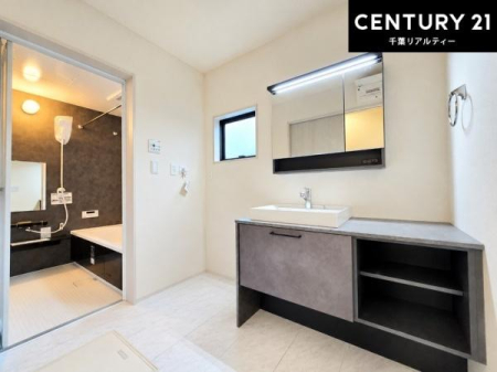 ���ʑ�E���ʏ� �I�[�v���^�C�v�̐��ʑ�́A�������ōa���Ȃ�������ꂪ���₷�����͓I�Ȑ��ʑ�ł��I�����̐g�x�x�����K�I