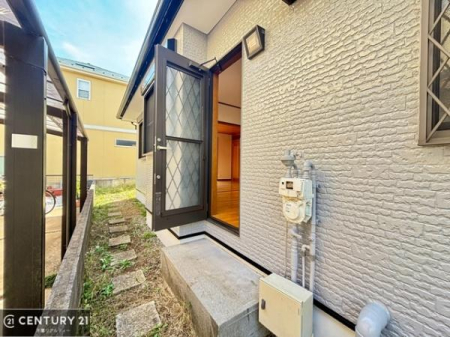 ���̑� �L�b�`���ɂȂ��鏟����I���܂����S�~���ꎞ�I�ɊO�֏o�����肷�邱�Ƃ��ł��ĕ֗��I