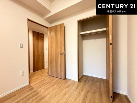 �q������ ���[�͂̂��鋏���ł��B����������������L�X�Ǝg���ċC�������ǂ��ł��I
�L���C�Ȗ��邢�������ŉ߂����̂́A�X�ɂ̂�т�������ł��܂��ˁI