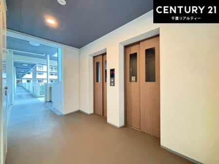 ���̑����p�� �G���x�[�^�[�����ŁA���X�̈ړ������K�B
�����̓��₨�ו��̑������ł��A�X���[�Y�ɂ��A��������܂��I