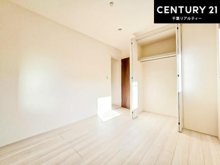 �q������ ���[�͂̂��鋏���ł��B����������������L�X�Ǝg���ċC�������ǂ��ł��I
�L���C�Ȗ��邢�������ŉ߂����̂́A�X�ɂ̂�т�������ł��܂��ˁI