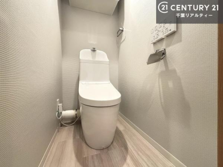 �g�C�� �������֍��ɂ��A�~��͕֍����g�����ł���̂ŗ₽���֍��ɍ��炸�ɍςފ������d�l�ł��I�V���v���ȃJ���[����Ƃ��Ă���̂ŁA������ꂪ���₷���ł��B