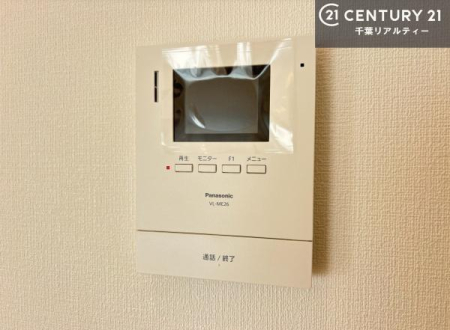 ���̑� TV���j�^�[�t�C���^�[�t�H���������B���K�҂̊���m�F���Ă���Ή��ł��邽�߁A�h�Ɩʂɂ��z�����ꂽ���S�̐ݔ��ł��B