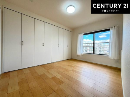 �q������ ���[�͂̂��鋏���ł��B����������������L�X�Ǝg���ċC�������ǂ��ł��I
�L���C�Ȗ��邢�������ŉ߂����̂́A�X�ɂ̂�т�������ł��܂��ˁI