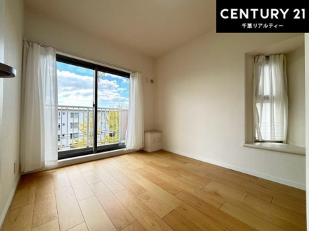 �Q�� �o���R�j�[�ɖʂ��Ă���m���ł��B���邭�����肪����A���C����������ł��܂��I���N���āA�O�ɏo�Ĕw�L�т����[�ċz�����ǂ������}������邱�Ƃ��ł��܂��B