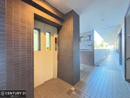 ���̑����p�� �G���x�[�^�[�����ŁA���X�̈ړ������K�B
�����̓��₨�ו��̑������ł��A�X���[�Y�ɂ��A��������܂��I