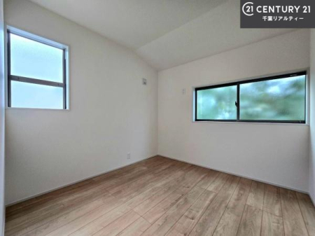 �q������ �|���o�������Ȃ��������́A���q�l�̂������Ƃ��Ă����S�ł��I
���[�X�y�[�X���[�����Ă���̂ŎU�炩�������������T�b�ƕЕt�����܂��I