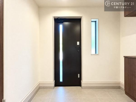 ���� ���ċA���Ă��Ă��A�������܁I�����������Ȃ�A�D�����}������Ă�����ԂɂȂ��Ă��܂��B
���邭��������錺�ւł��I