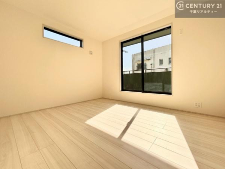 �Q�� �o���R�j�[�ɖʂ��Ă���m���ł��B���邭�����肪����A���C����������ł��܂��I���N���āA�O�ɏo�Ĕw�L�т����[�ċz�����ǂ������}������邱�Ƃ��ł��܂��B
