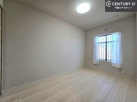 �m�� �V���v���Ƀf�U�C������Ă��邽�߁A�Ƌ��I�т܂���I
���C�ɓ���̉Ƌ��u���Ă��낰���Ԃ���邱�Ƃ��ł��܂��B