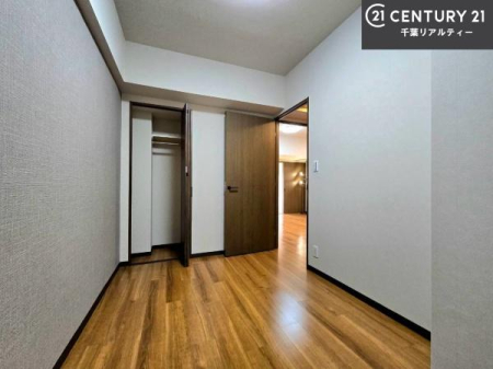 ���r���O�ȊO�̋��� ���[�X�y�[�X���[���I�������X�b�L�����ڂ��鎖���ł��܂��ˁB
�Ƌ��I�΂Ȃ��V���v���ȃf�U�C���ׁ̈A�Ƌ��I�΂����C�ɓ���̋�ԍ�肪�ł������ł��ˁB