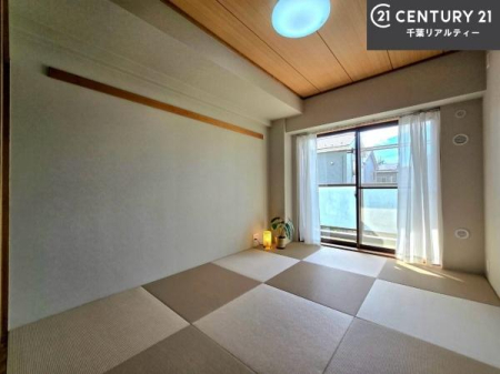 �a�� �^�^�~�̍��肪���炬��^����A�����b�N�X��ԁB�����傫���J�����̂���a���ƂȂ��Ă���܂��B���{�l�̐S������u�a�v�̋�ԁB�䑐�̍���Y����Ԃ͖����̂ЂƎ������o���Ă���܂��I