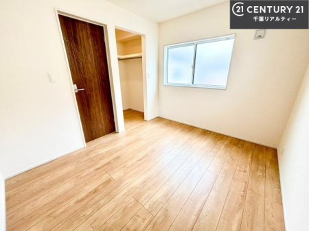 �q������ �|���o�������Ȃ��������́A���q�l�̂������Ƃ��Ă����S�ł��I
���[�X�y�[�X���[�����Ă���̂ŎU�炩�������������T�b�ƕЕt�����܂��I