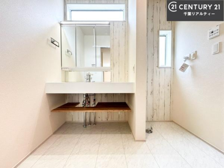 ���ʑ�E���ʏ� �����t���̖��邢���ʎ��ł��I���C�������ɓ���ւ����ł��Đ����ɕۂ��Ƃ��ł��܂��I���R�����������ނ̂ł����ς̎d�オ����ǂ��Ȃ�܂��ˁI