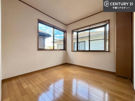 �q������ �|���o�������Ȃ��������́A���q�l�̂������Ƃ��Ă����S�ł��I
���[�X�y�[�X���[�����Ă���̂ŎU�炩�������������T�b�ƕЕt�����܂��I