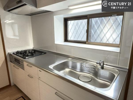 �L�b�`�� ���[�X�y�[�X���L�x�ŁA�����X�y�[�X���X�b�L���ƕЕt���Ђ�`�����p�ł��܂��I
���K�ɍ�Ƃ��ł��A�Ǝ��̌����A�b�v�I�����̗���������܂��I