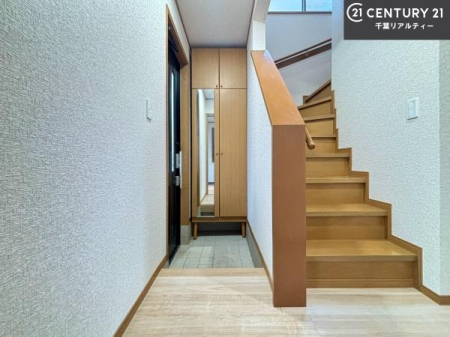 ���� ���ċA���Ă��Ă��A�������܁I�����������Ȃ�A�D�����}������Ă�����ԂɂȂ��Ă��܂��B
���邭��������錺�ւł��I