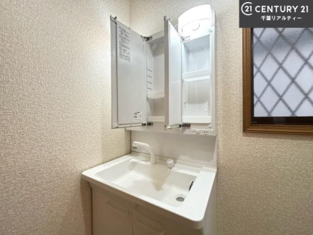 ���ʑ�E���ʏ� �[�����ʑ�{�E���́A�������˂ɂ����̂ł�����ꂪ�y�X�I���������ۂĂ܂��I
�L���C�Ȑ��ʏ��Ŏ��������̃��`�x�[�V�������オ��܂��ˁI