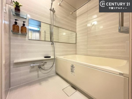 ���� �������������l�̕��͋C�̃o�X���[���́A�����o�Ă��ăo�X�^�C�����[���I
���d���撣���Ă��邲�J���ɂ��D�݂̍���̓����܂����āA�y����ł݂Ă͂������ł��傤���H