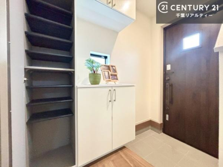 ���� ���ċA���Ă��Ă��A�������܁I�����������Ȃ�A�D�����}������Ă�����ԂɂȂ��Ă��܂��B
���邭��������錺�ւł��I