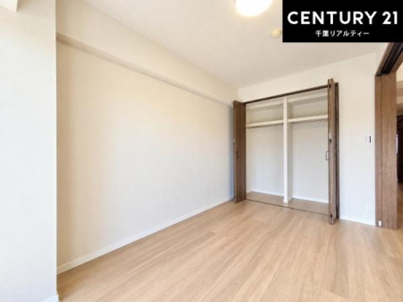 �m�� ���[���[�����Ă��邩�炱���A�������͂����L�X�B�|����Еt�������N�ɂȂ�A���S�n�̗ǂ���炵�������܂��B