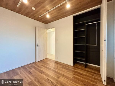 �m�� ���[���[�����Ă��邩�炱���A�������͂����L�X�B�|����Еt�������N�ɂȂ�A���S�n�̗ǂ���炵�������܂��B