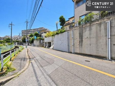 ���̑����n �z������A���ʂ��ǍD�ȗ��n�ł��B���񂨋C�y�ɂ��₢���킹���������B