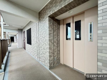 ���̑����p�� �G���x�[�^�[�����ŁA���X�̈ړ������K�B
�����̓��₨�ו��̑������ł��A�X���[�Y�ɂ��A��������܂��I