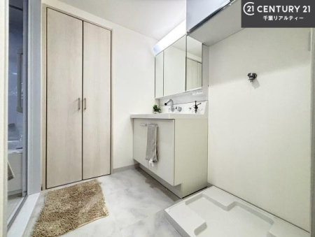 ���ʑ�E���ʏ� �g�Ȃ�𐮂�����ʏ��́A���������厖�ł��I������̐������̂��镵�͋C�����o�I�C�����悭���g�����������܂��B