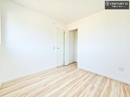 �q������ ���[�͂̂���m���ł��B����������������L�X�Ǝg���ċC�������ǂ��ł��I
�L���C�Ȗ��邢�������ŉ߂����̂́A�X�ɂ̂�т�������ł��܂��ˁI