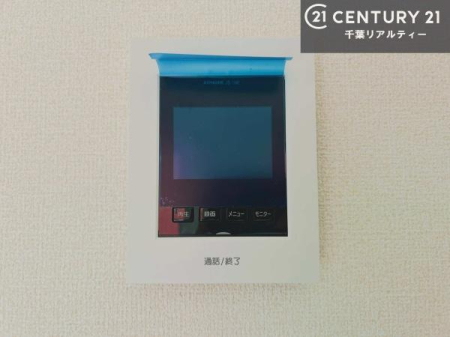 ���̑� TV���j�^�[�t�C���^�[�t�H���������B���K�҂̊���m�F���Ă���Ή��ł��邽�߁A�h�Ɩʂɂ��z�����ꂽ���S�̐ݔ��ł��B