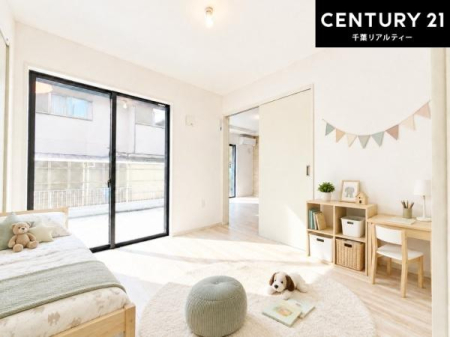 �q������ �Ƌ�́ACG�p�[�X�B
���r���O�ɗאڂ��Ă���̂Ŕ����J����ƈ�̊�������J���I�ȋ�ԂɂȂ�܂��B
�|���o���������肽���Ղ�̌�������̂Ŗ��邢�����ł��B