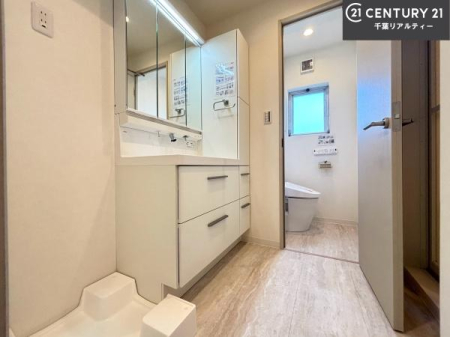 ���ʑ�E���ʏ� �g�Ȃ�𐮂�����ʏ��́A���������厖�ł��I������̐������̂��镵�͋C�����o�I�C�����悭���g�����������܂��B