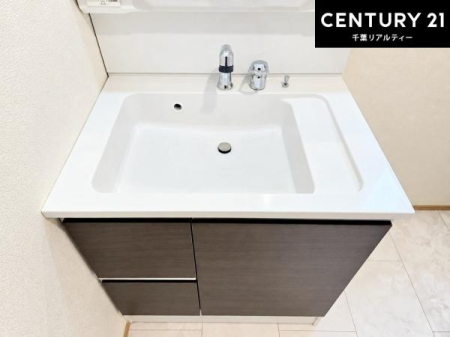 ���ʑ�E���ʏ� �[�����ʑ�{�E���́A�������˂ɂ����̂ł�����ꂪ�y�X�I���������ۂĂ܂��I
�L���C�Ȑ��ʏ��Ŏ��������̃��`�x�[�V�������オ��܂��ˁI