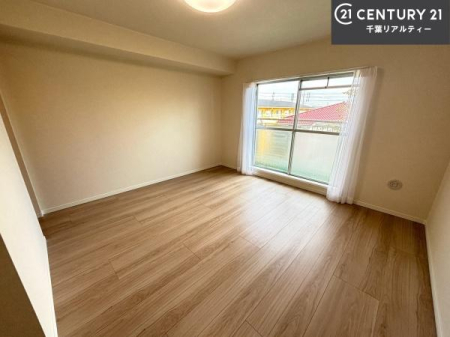 �m�� ���邢�����͕��ʂ����ǂ��A��ϋ��S�n�̗ǂ���ԂƂȂ��Ă���܂��B�����b�N�X���ĉ߂�����S�n�̗ǂ��������ł��I