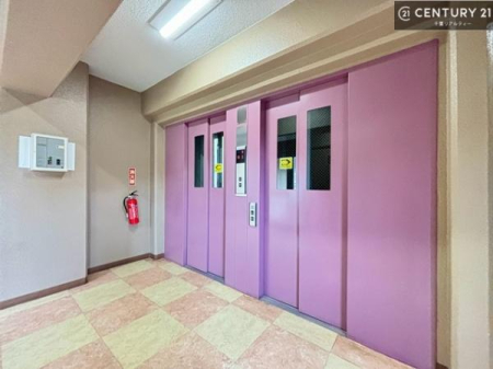 ���̑����p�� �G���x�[�^�[�����ŁA���X�̈ړ������K�B
�����̓��₨�ו��̑������ł��A�X���[�Y�ɂ��A��������܂��I