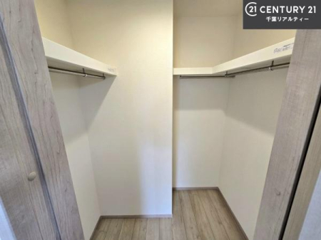 ���[ �E�H�[�N�C���N���[�[�b�g�t���ł��B��������̂��m���Ȃǂ����[���Ă��������ł��ˁI���ɂ���@�������ȂǋG�ߕ��̑傫�ȉƓd�����[�ł��܂��I