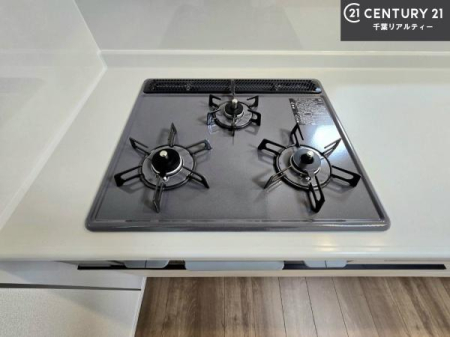 �L�b�`�� �R�����͎O������̂ł������̓����i�s���ł��܂��B
�������O�����t���ł��B�����X�y�[�X���L�X���Ă���׍�Ƃ����₷���I�g�����肪�ǂ��V�X�e���L�b�`���ł��I