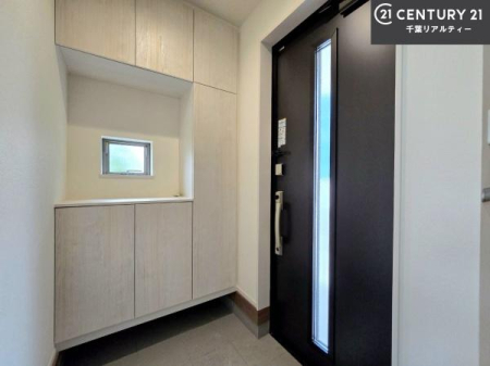 ���� ���ċA���Ă��Ă��A�������܁I�����������Ȃ�A�D�����}������Ă�����ԂɂȂ��Ă��܂��B
���邭��������錺�ւł��I