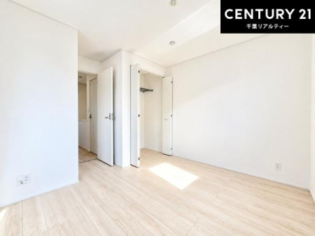 �m�� ���[�X�y�[�X���m�ۂ����A��炵�₷���ɔz�����ꂽ�Z�܂��B���[�ꏊ�ɍ���ɂ����A�������ڂ��₷�����K�ȏZ��Ԃł��B