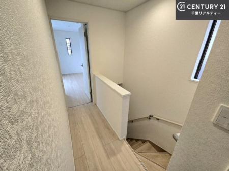 ���̑����� �肷��t���ŏ���~��̍ۂ����S���̂���K�i�B���Ƒ��������g���ꏊ�����炱���A�g���₷���ɂ��z�����ꂽ�Z�܂��ł��B